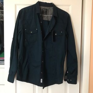 BRAND NEW MENS SHIRT